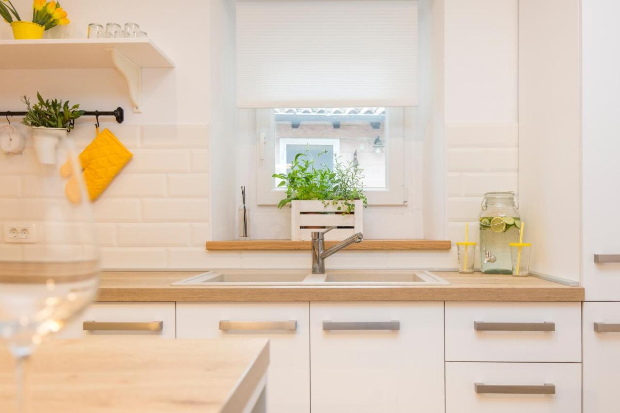 Apartman Alberti ลาบิน ภายนอก รูปภาพ